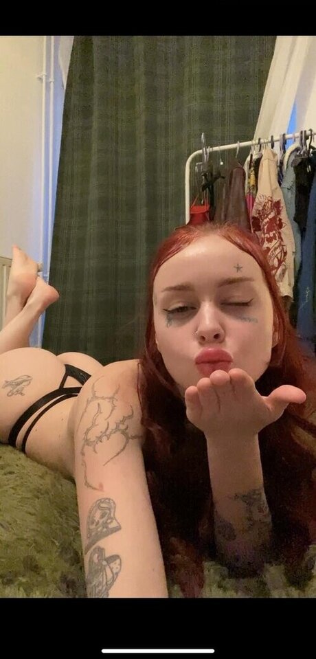 Kalashlika model pretty pic