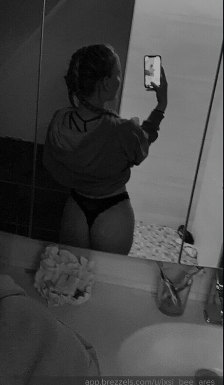 Jxsi bee ares pornstar pretty pic