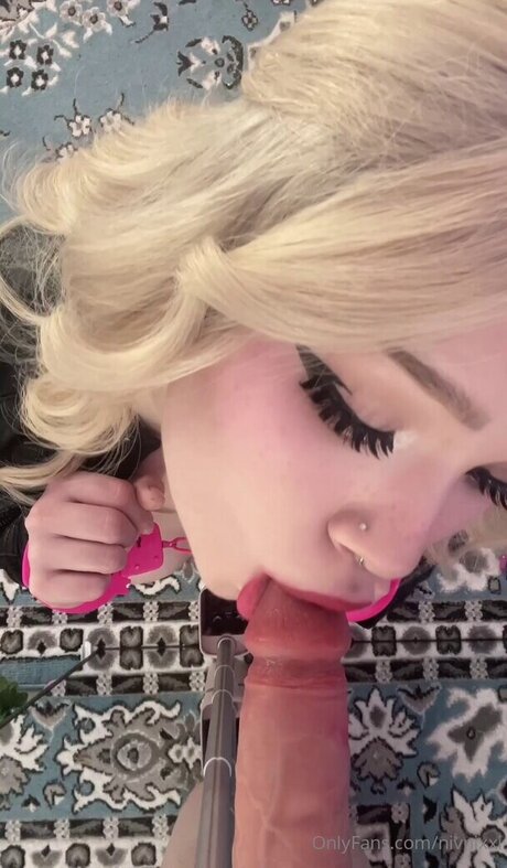 Nivnixxi model hd pics