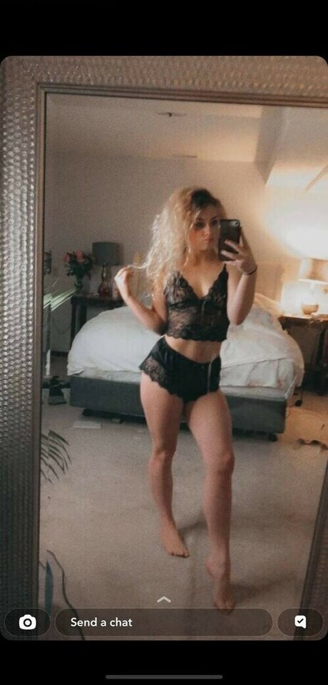 xmadelineo naked actress picture