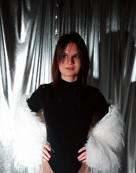 Tonya Rozatti star porn archive