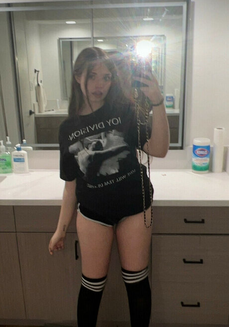 Coochcaboose nude star images