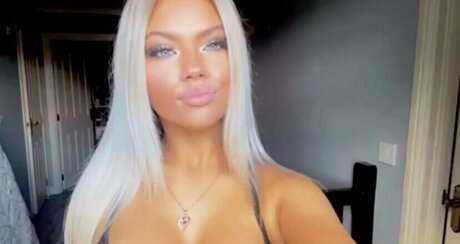 Emily McClean pornographic actress pic