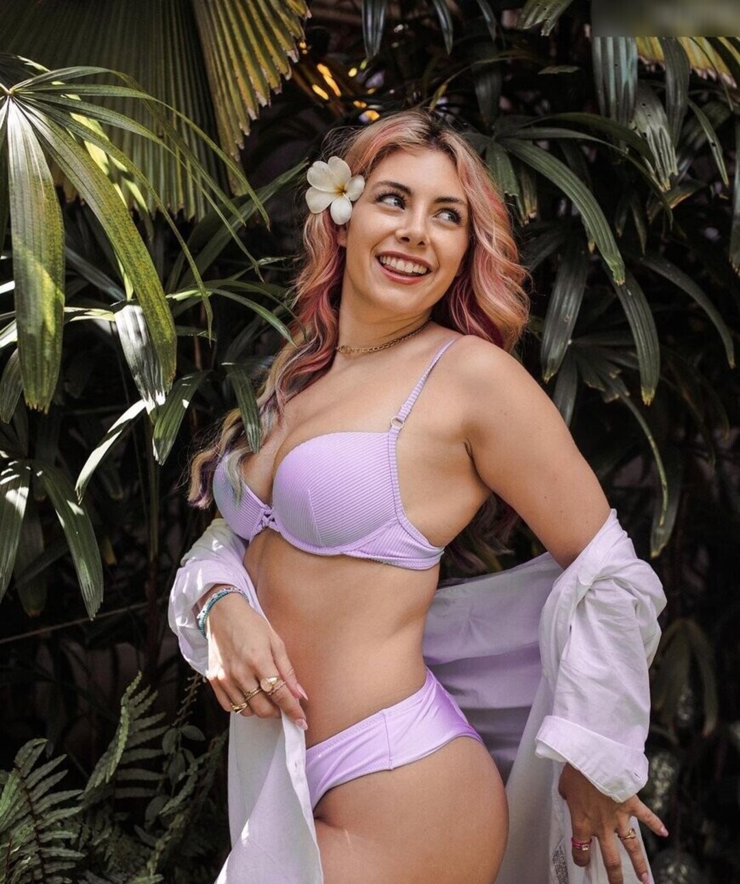 Chany Dakota model pretty image