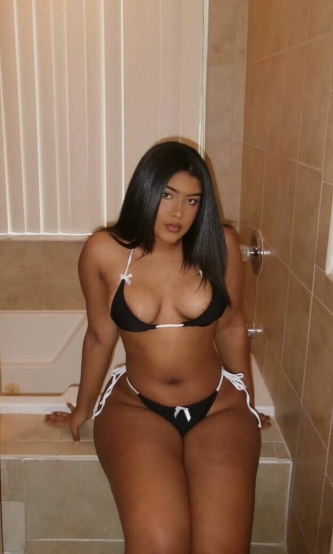 paolala a xxx model photos