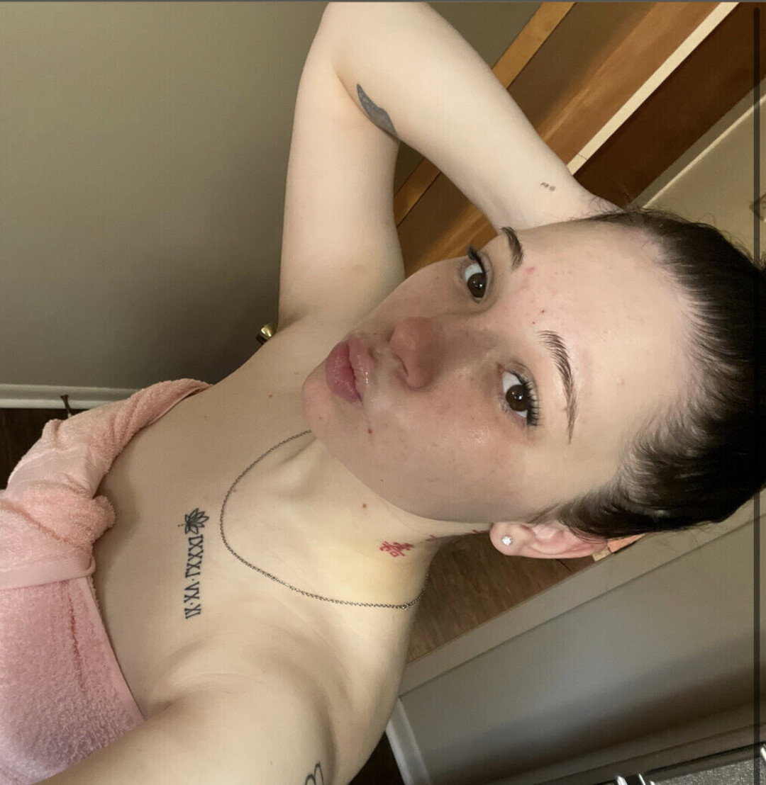Caiidenn pornstar sexy photo
