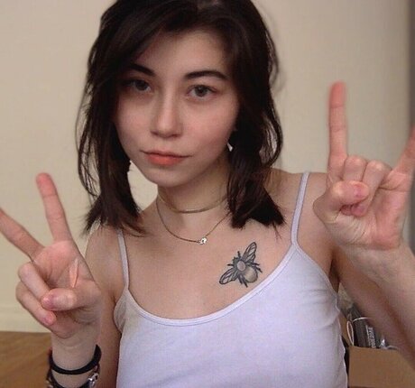 Path Wei_ pornstar art photo