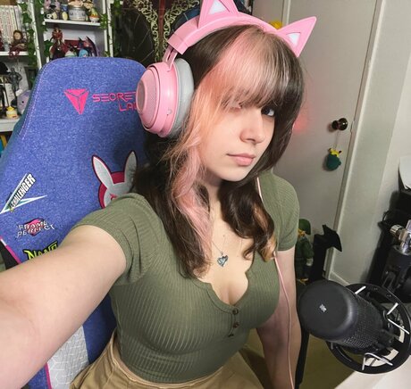 Kaitlin Witcher star free image