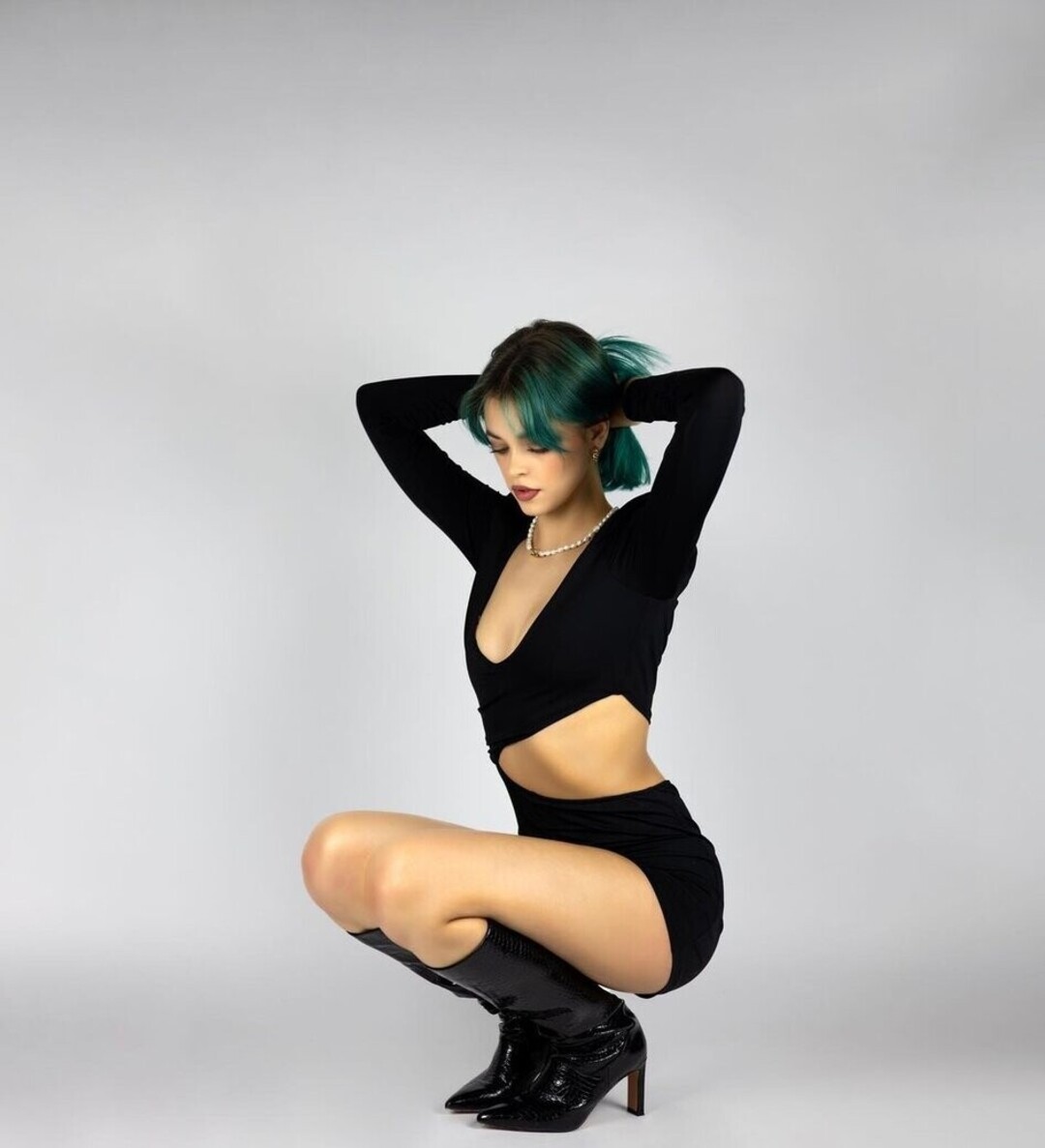Vanessa Kunz star hot photo