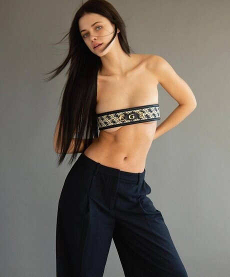 Vanessa Kunz model nudes photos