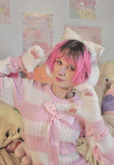 Strawbabyboy art star picture