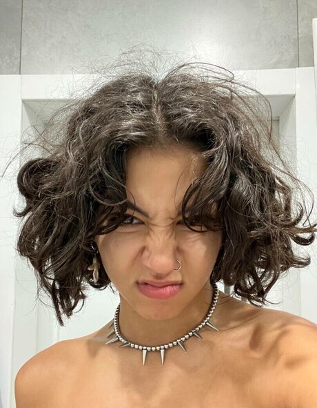 Yashankulova star top archive