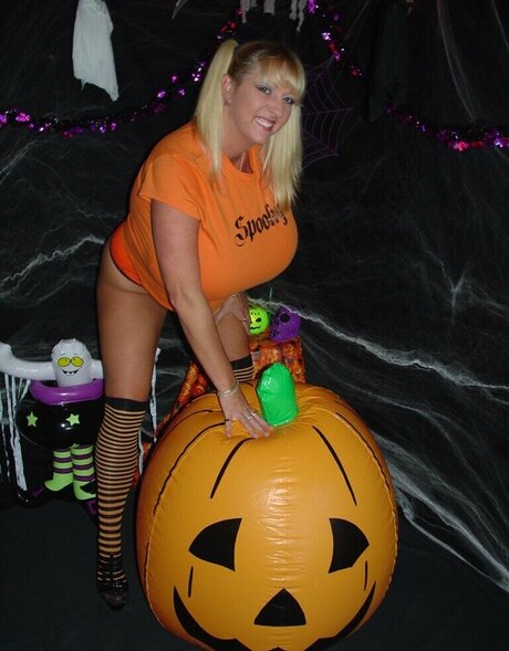 military girls onlyfans sexy nudes photo