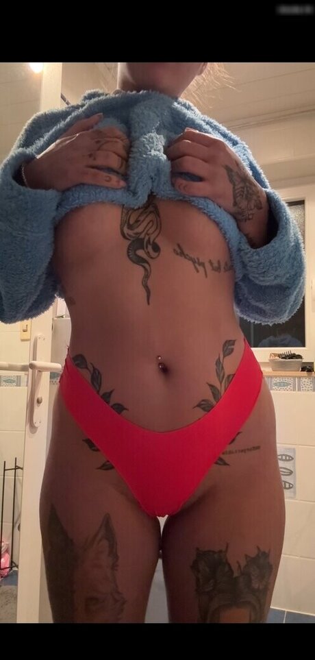 Celina Pop model sexy gallery