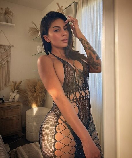 Breezyfoxx model beautiful pic