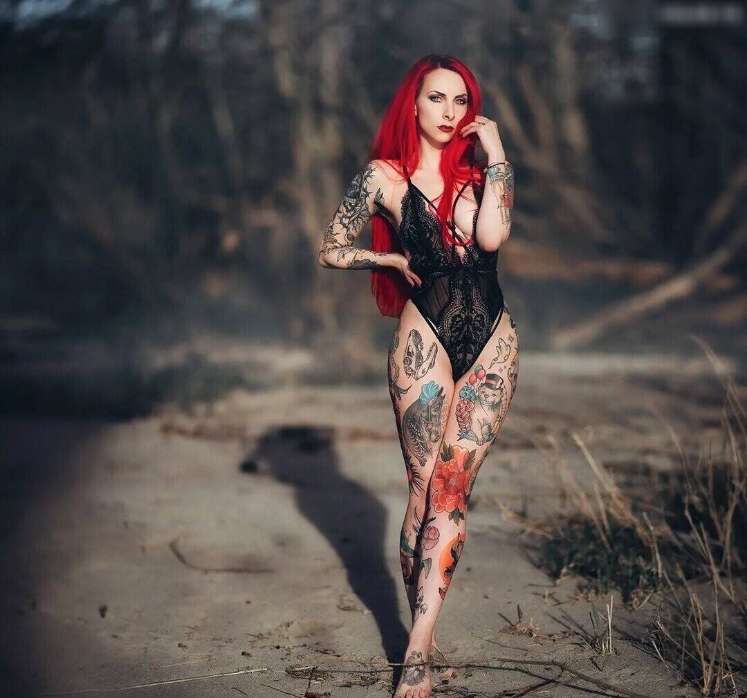 katjachaos model erotic photos