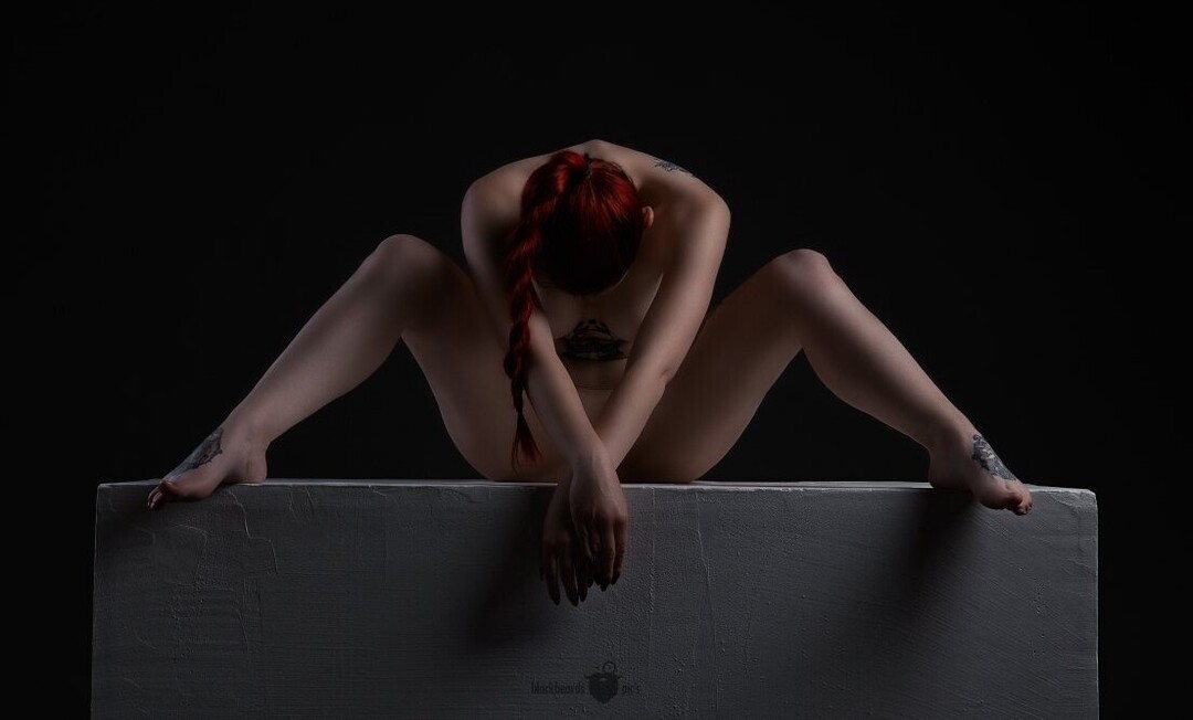 katjachaos model naked image