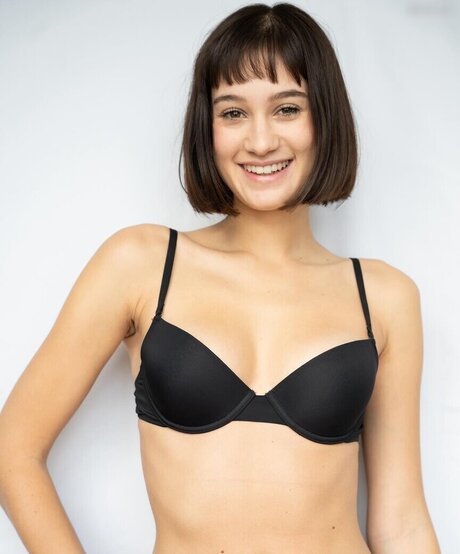 siham bsl model exclusive gallery