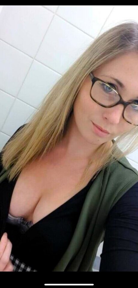 catraises model porn images