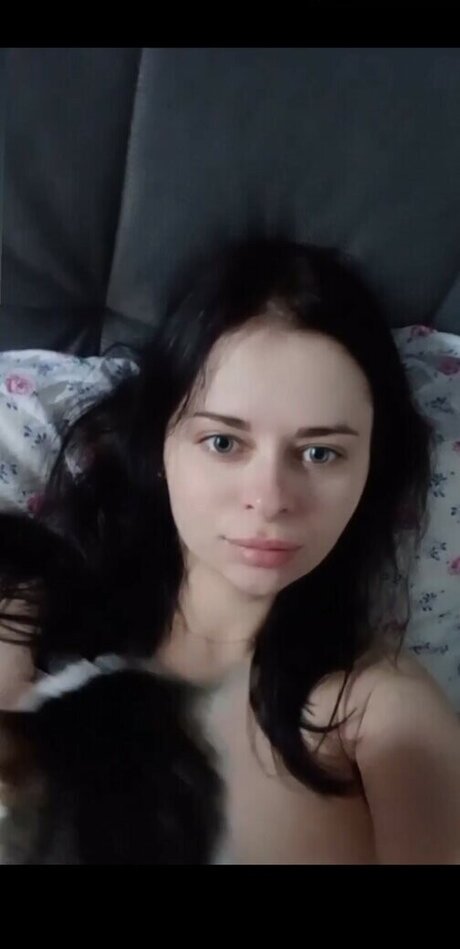 Zhukovachris pornographic model images