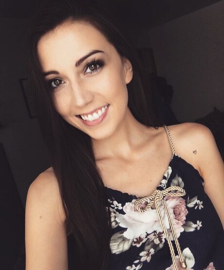 rainingbliss model pretty gallery