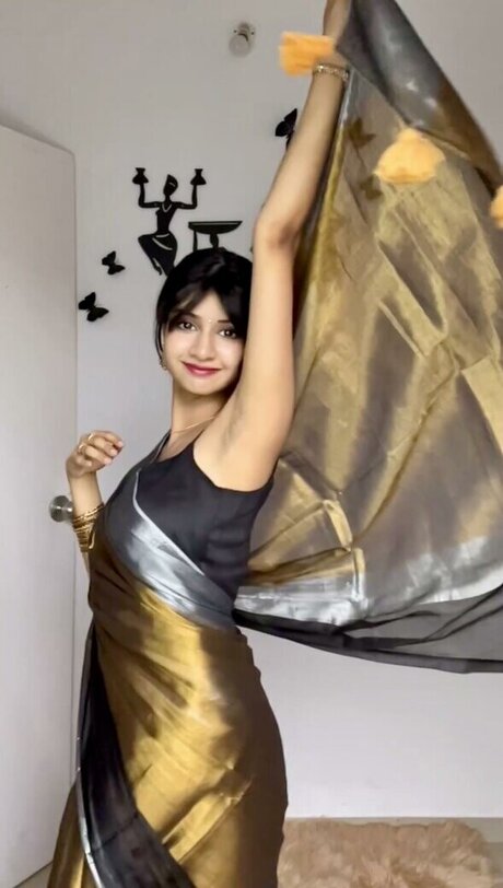 Aishwarya Harishankar naked model images