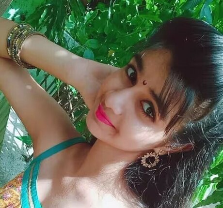 Aishwarya Harishankar adult star gallery