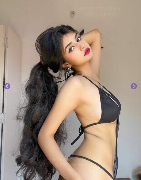 Aishwarya Harishankar hot model img