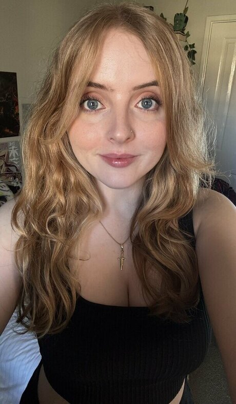 female muscle onlyfans hot sex picture