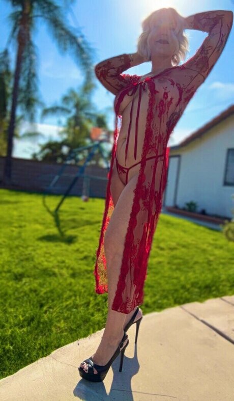 girlfriend onlyfans erotic photos