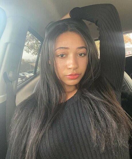 black hair milf onlyfans art xxx galleries