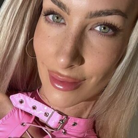 Lucie Tabitha sex model picture