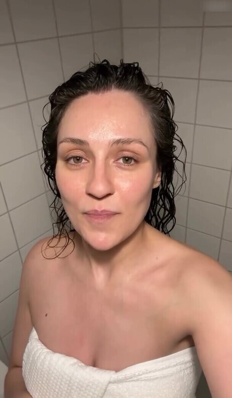 Regina Hixt best model image