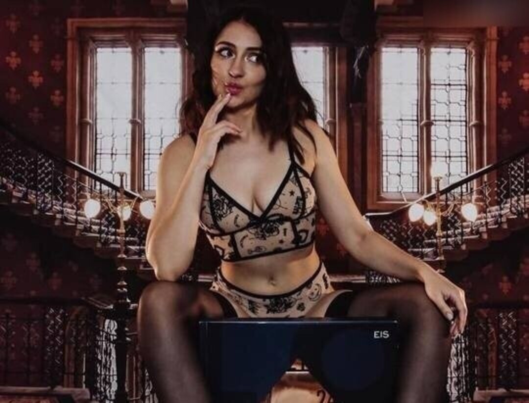 off grid onlyfans art naked pic