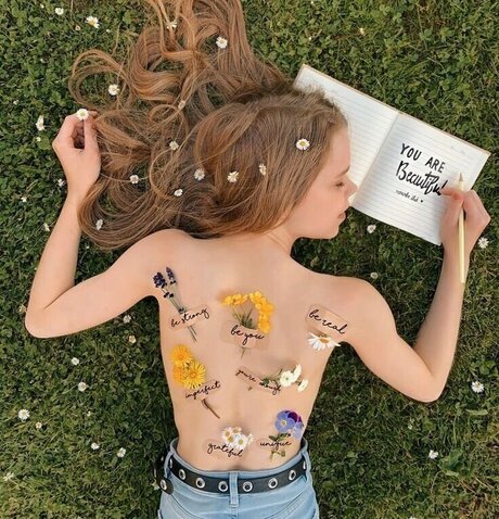 transgender onlyfans pretty picture