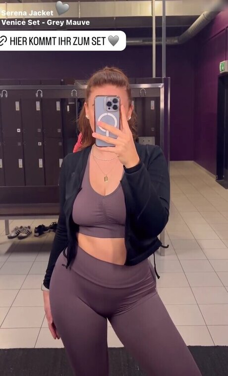 __samjio model exclusive photos