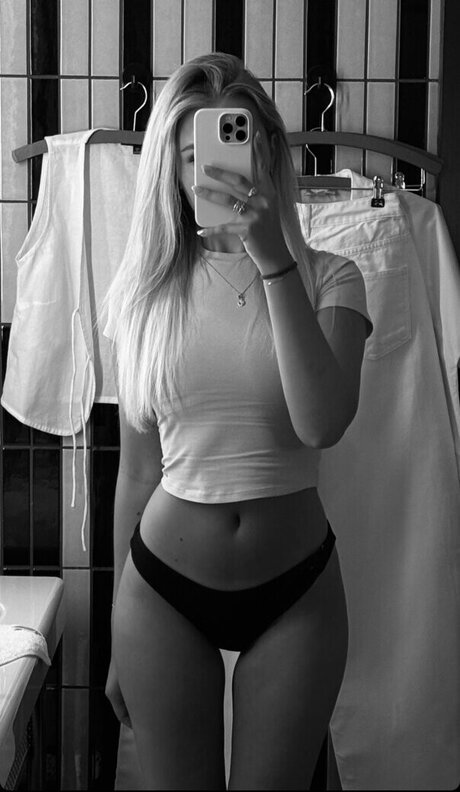 emo trans onlyfans beautiful xxx photos