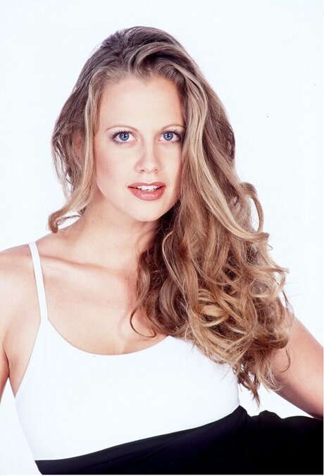 mother daughter onlyfans erotic pic