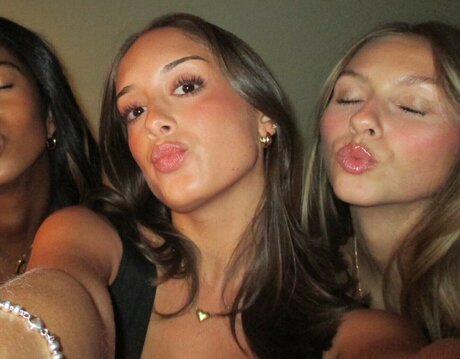 Mia Steele adult star pics