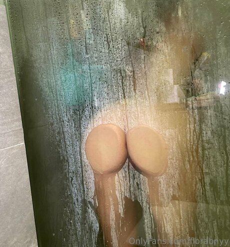 Flora Cole naked actress pics