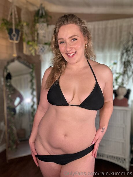 rain kummins star sexy pictures