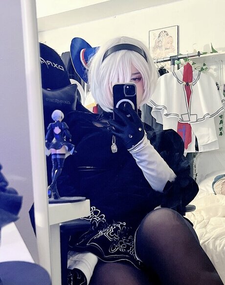 Meerxxxx nudes actress images