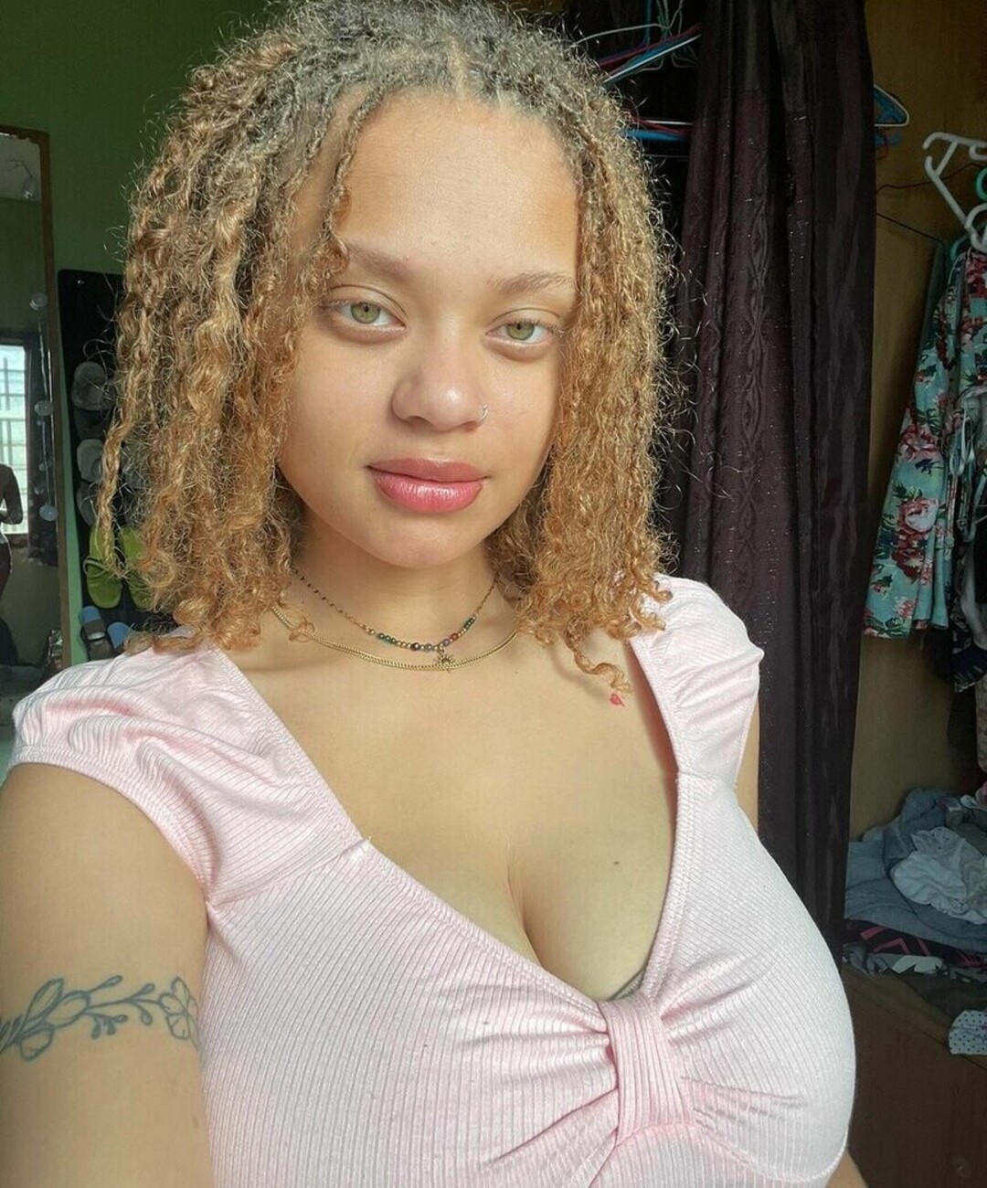 busty lingerie onlyfans hot xxx pictures