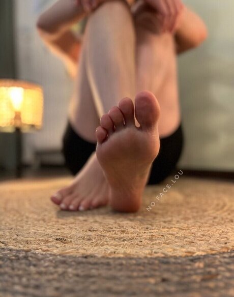 NoFaceLou pornstar sex photos