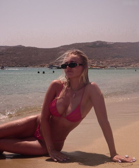 Emilia wue star images