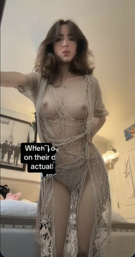 teen shemale onlyfans naked photo