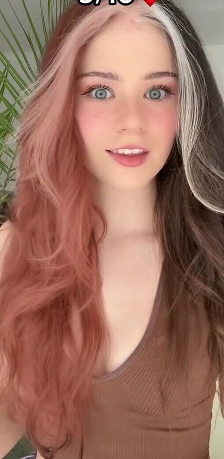 nadinebreaty perfect model pic