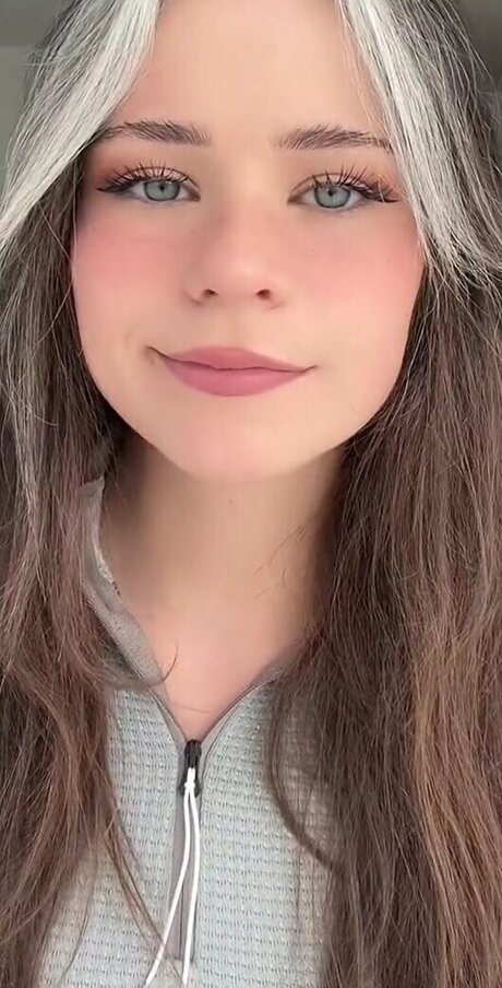 nadinebreaty star pretty pictures