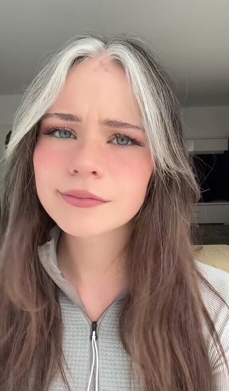 nadinebreaty star best archive