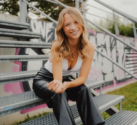 Lisa K ppers model nice pictures